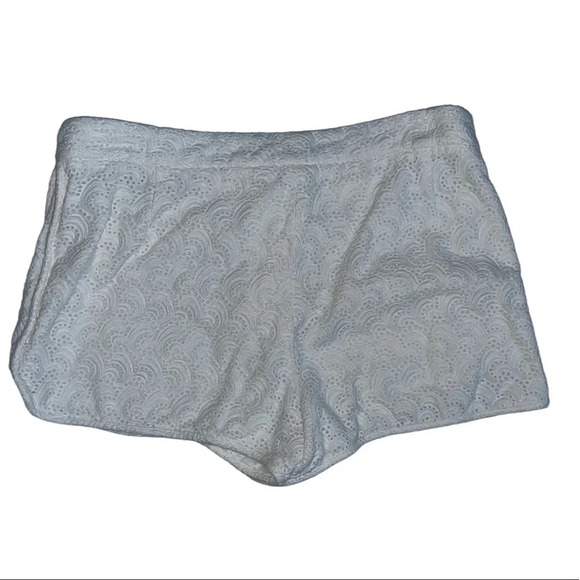 Theory White Cotton Embroidery Shorts Size 6 - Picture 2 of 6